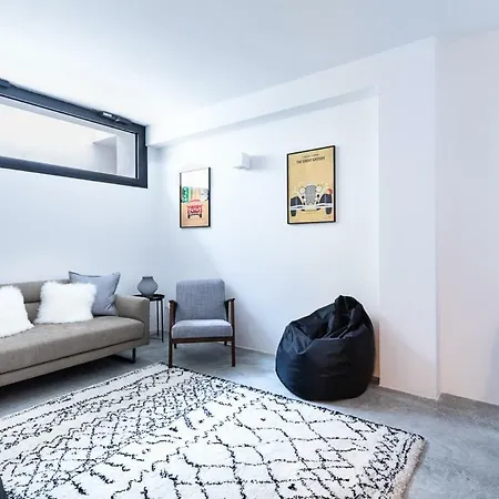 וילה Fogliarella Sleeps 8 *